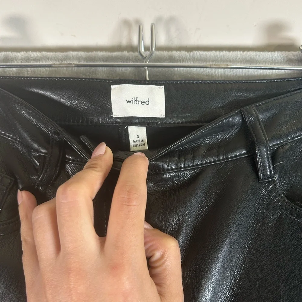 Aritzia Wilfred Sleek Black Straight Leg faux leather Jeans - Picture 6 of 11